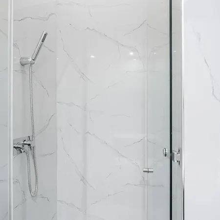 Guestready - A Modern Haven In The 아파트 *